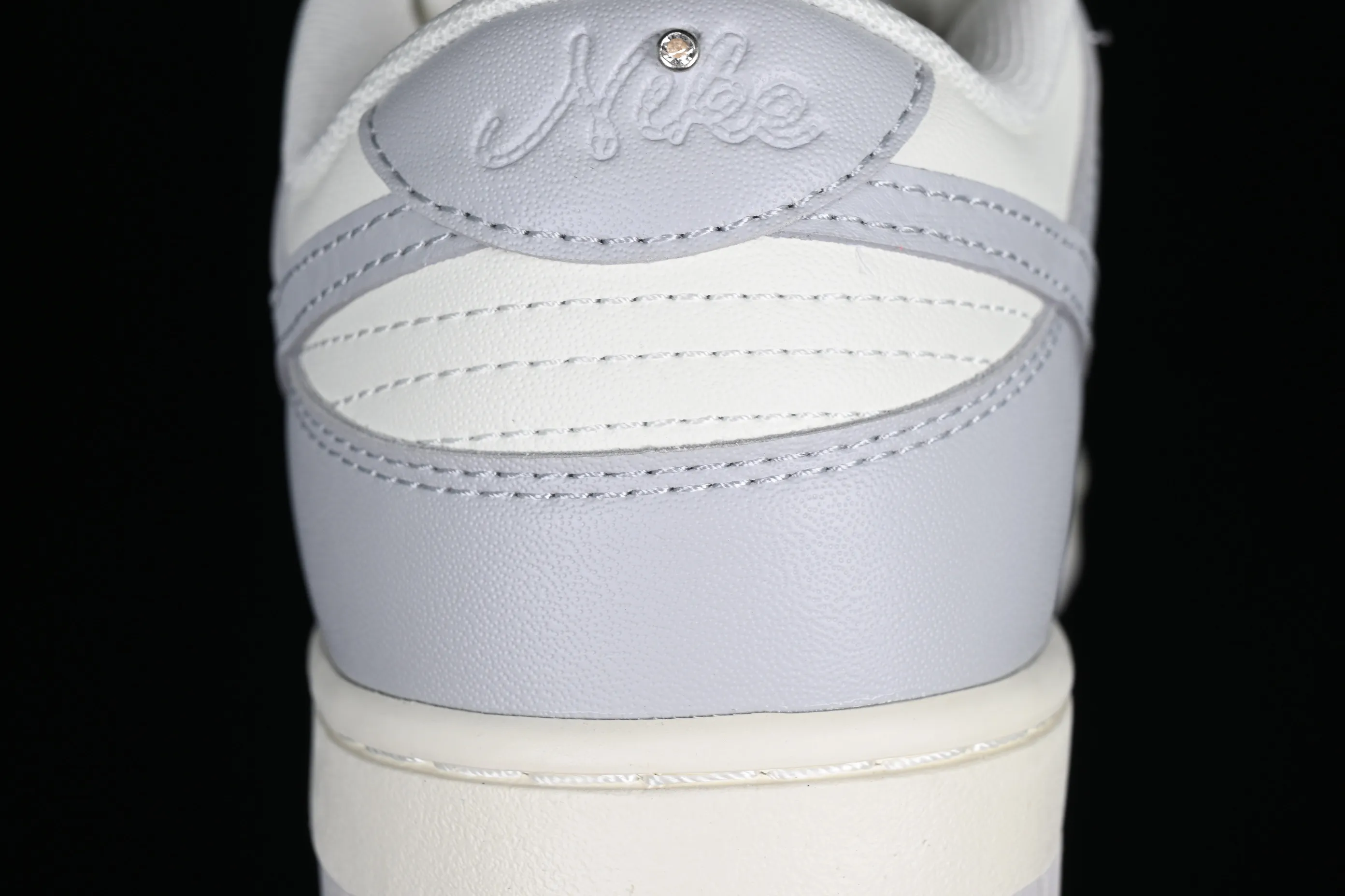 All categories Nk SB Dunk series Nk SB Dunk Low low-top sneakers N version Nk Dunk Low "Needlework" embossed gray SB low-top sports and leisure sneakers FJ4553-133
